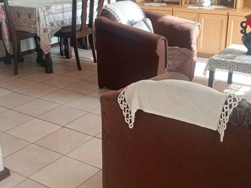 3 Bedroom in Westridge - Photo 4