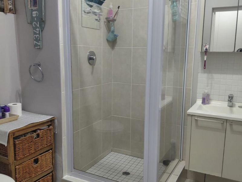 Prime Investment Opportunity - Stylish Studio in Secure Estate/Lonehill With Tenant - Photo 3