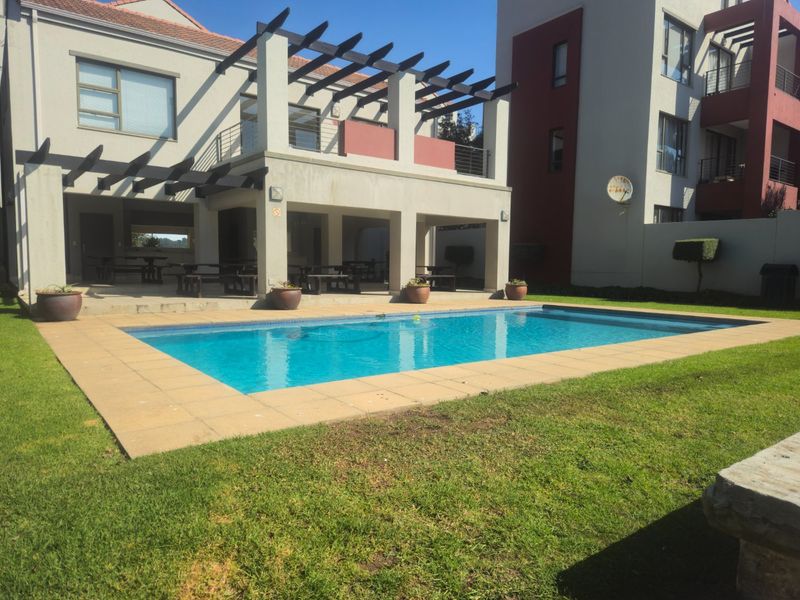 Prime Investment Opportunity - Stylish Studio in Secure Estate/Lonehill With Tenant - Photo 8