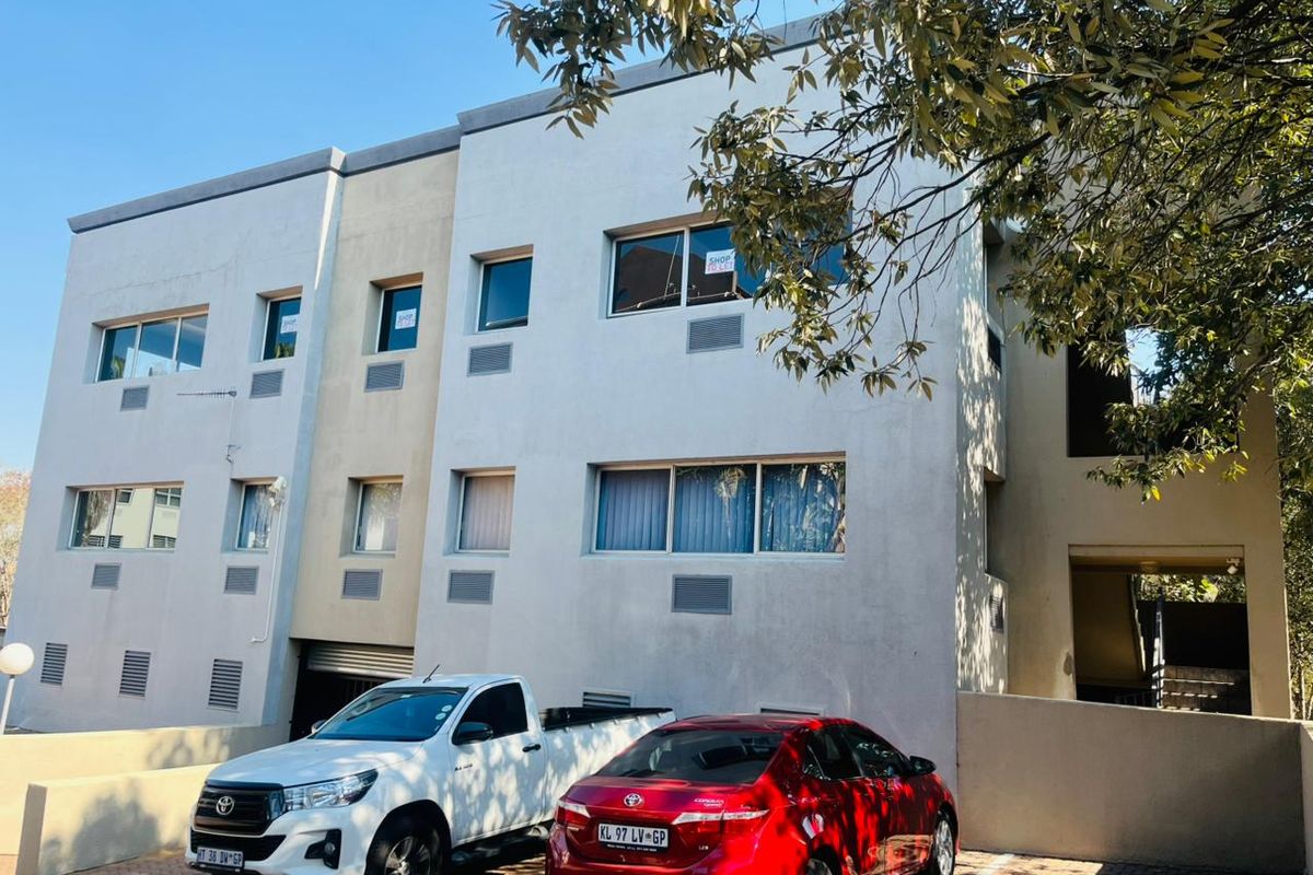 Prime Commercial Office Building for Sale in Sunninghill Office Park - Photo 4