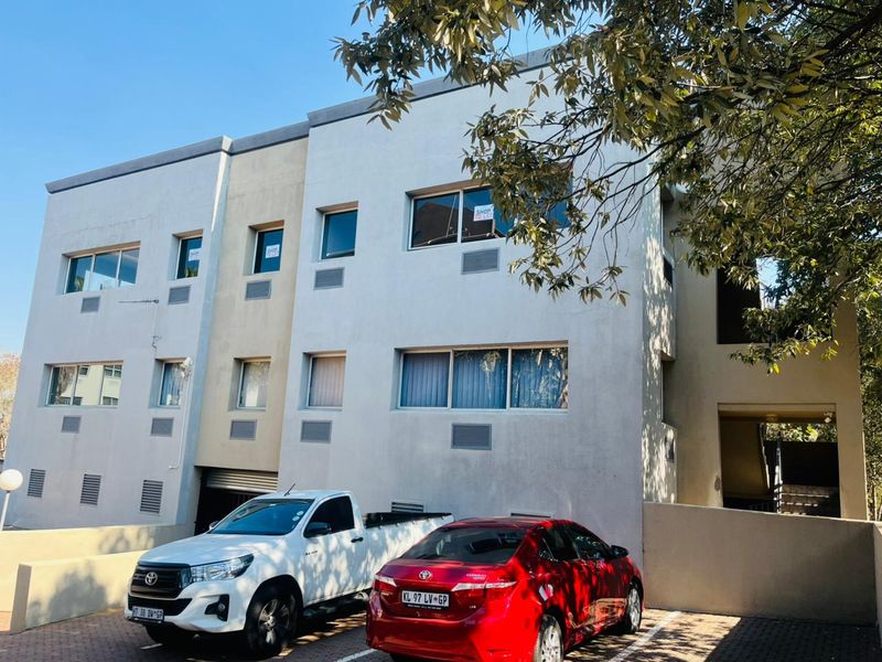 Prime Commercial Office Building for Sale in Sunninghill Office Park - Photo 4