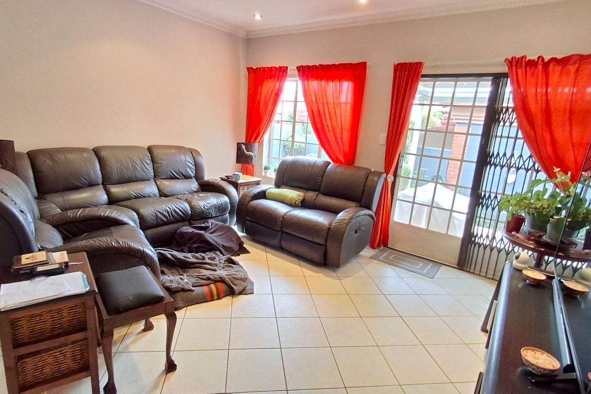 3 BED TOWNHOUSE FOR SALE MONTANA PARK - Photo 4