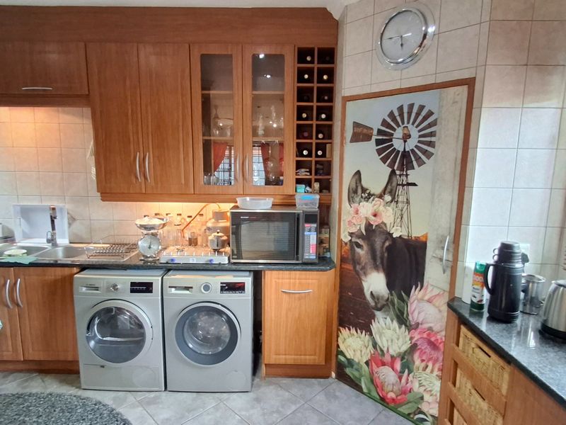 3 BED TOWNHOUSE FOR SALE MONTANA PARK - Photo 9