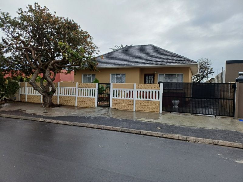 3 BEDROOM HOUSE FOR SALE IN ELSIES RIVER - Photo 3