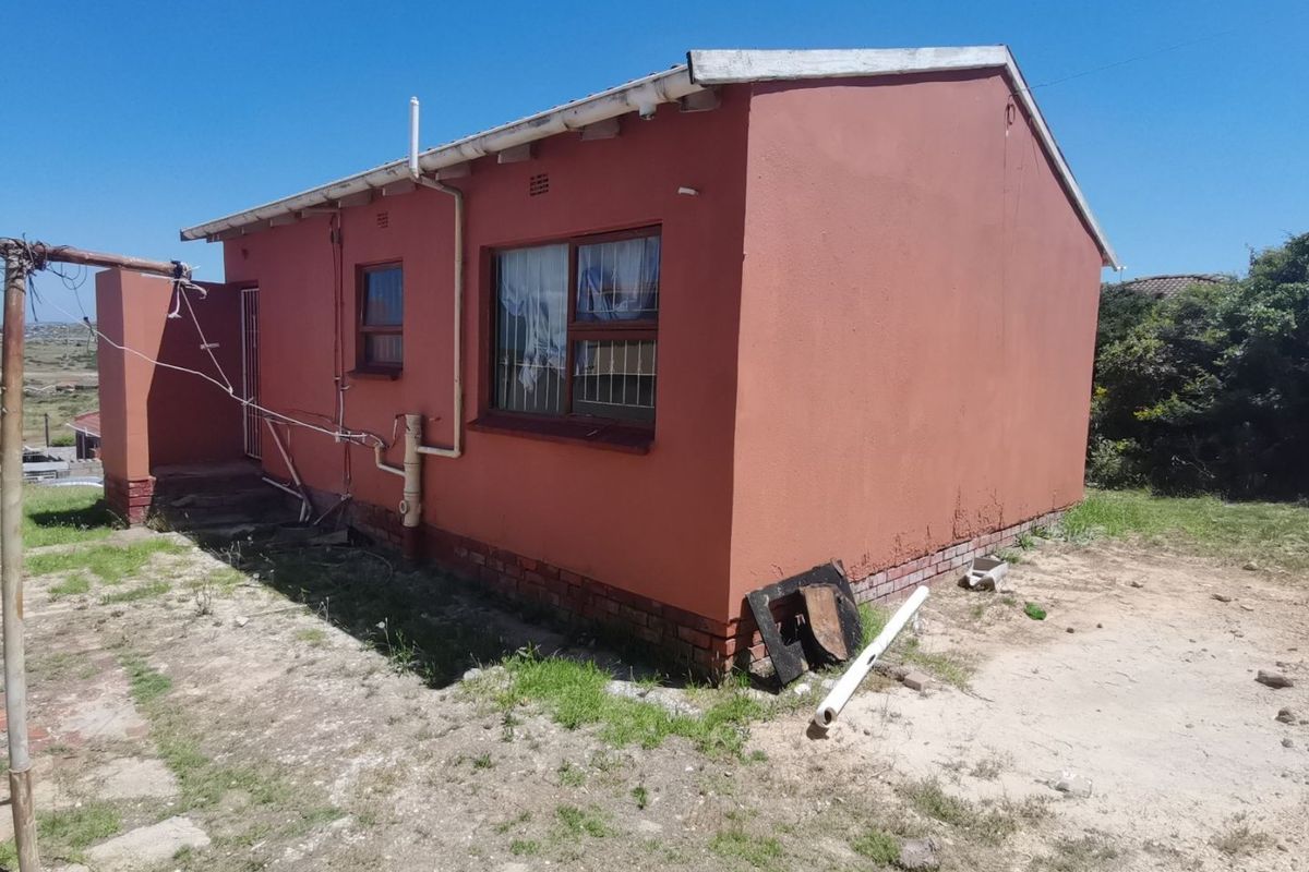 2 Bedroom house for sale  - Photo 2