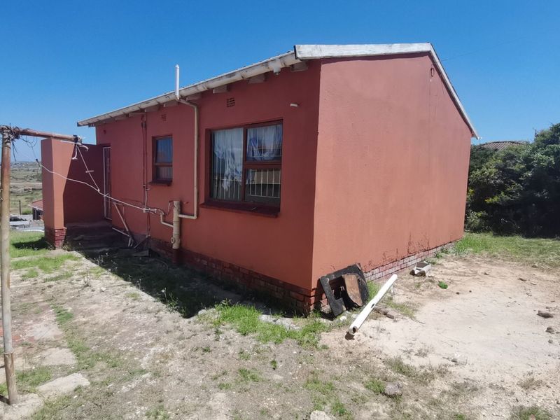 2 Bedroom house for sale  - Photo 2