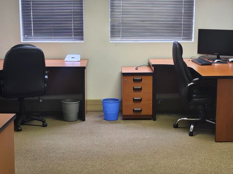 Unlock Productivity with the Perfect Office – 190m2 TO LET - Photo 10