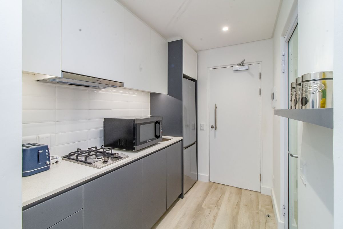 MODERN MICRO APARTMENT - NO TRANSFER DUTY - Photo 3