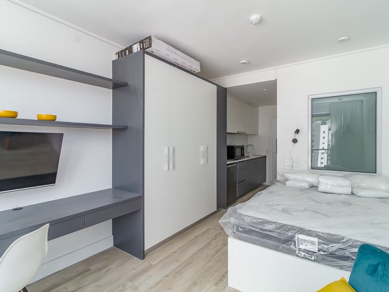 WOODSTOCK CAPE TOWN INVESTMENT -  NO TRANSFER DUTY - Photo 2