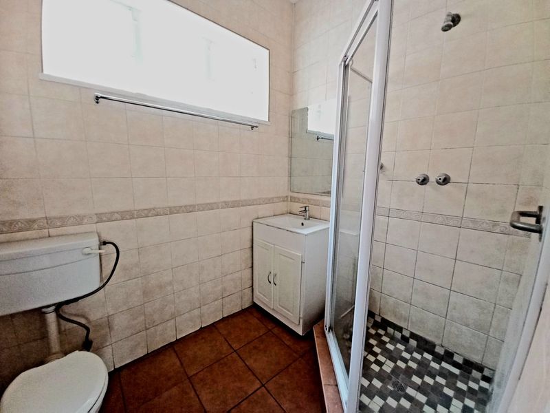 Charming 2-Bedroom First-Floor Unit with Study Nook, Enclosed Balcony, and Prepaid Electricity—Perfect for the Pre-Qualified Buyer! - Photo 3