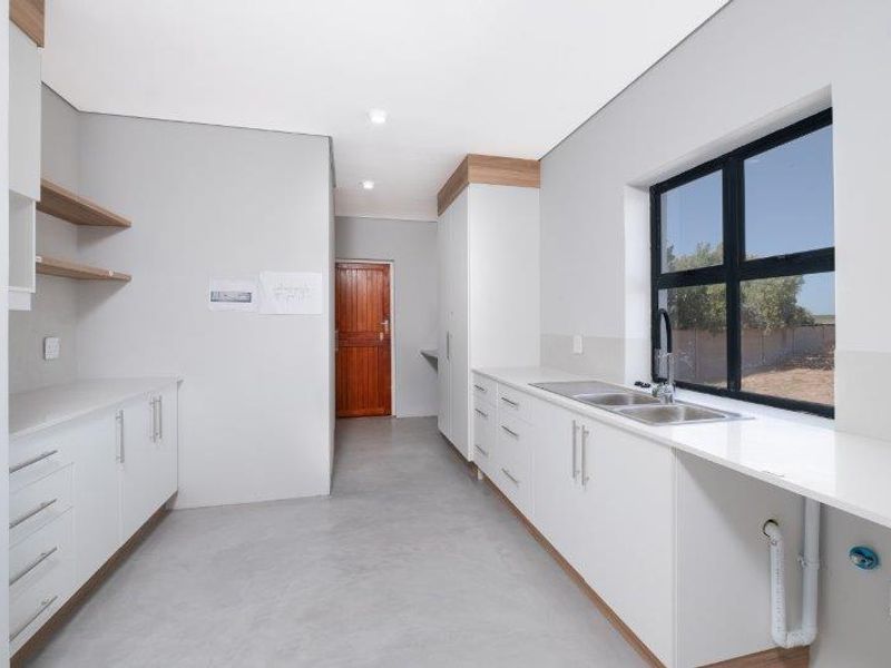 House For Sale in Stilbaai Wes - Photo 8