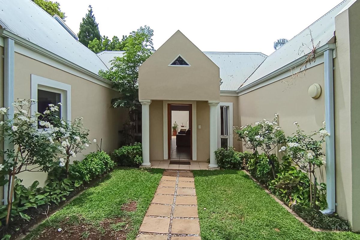 Fully Furnished 3-Bedroom Rental in Silver Lakes Golf Estate  - Photo 2