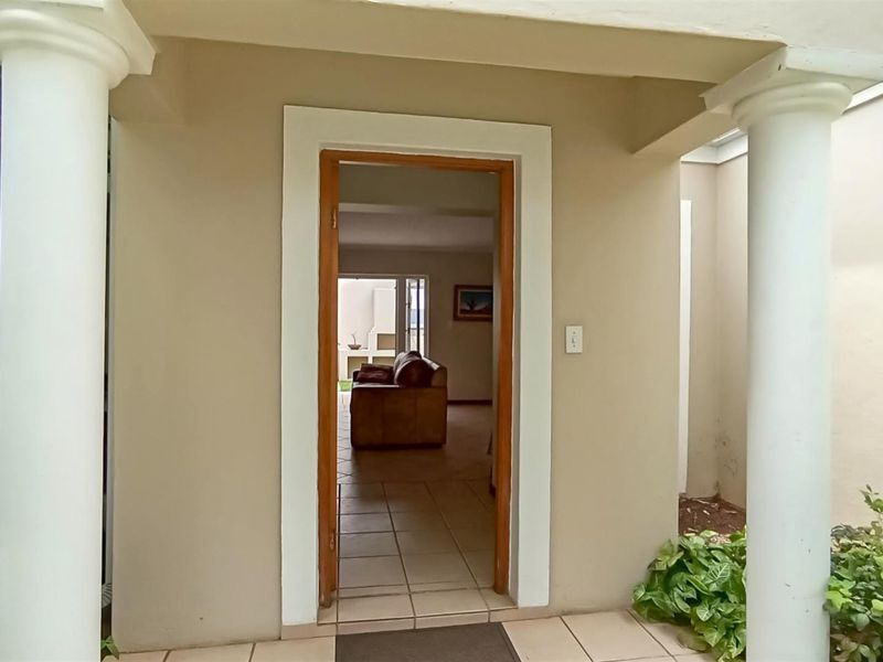Fully Furnished 3-Bedroom Rental in Silver Lakes Golf Estate  - Photo 5