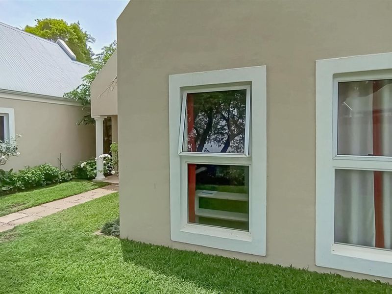 Fully Furnished 3-Bedroom Rental in Silver Lakes Golf Estate  - Photo 3