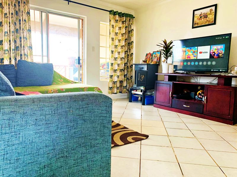 IMMACULATE 2-BEDROOM UNIT FOR SALE IN SECURE COMPLEX | CRYSTAL GARDENS, AMBERFIELD - Photo 8