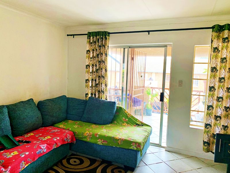 IMMACULATE 2-BEDROOM UNIT FOR SALE IN SECURE COMPLEX | CRYSTAL GARDENS, AMBERFIELD - Photo 7