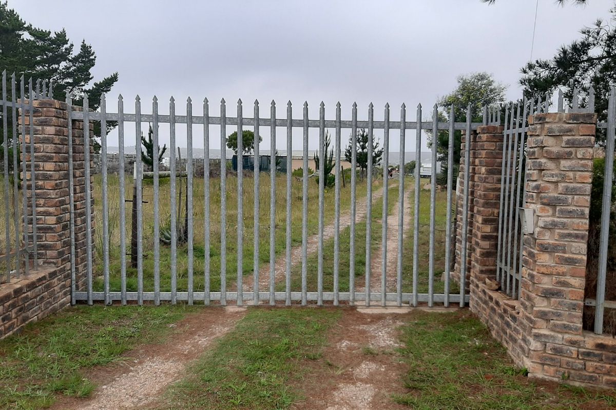 Sole Mandate: Prime Development Opportunity in Secure Aalwyndal - 12.3853 Hectares - Photo 3