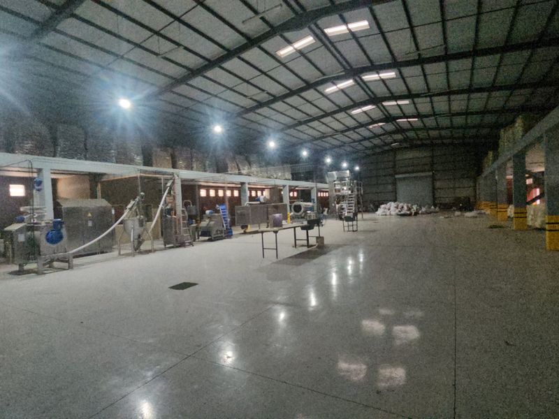 1200 m/2 Warehouse under roof Available for Rental in Andeon - Photo 10
