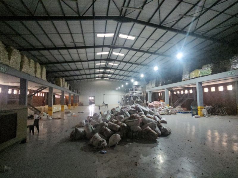 1200 m/2 Warehouse under roof Available for Rental in Andeon - Photo 6