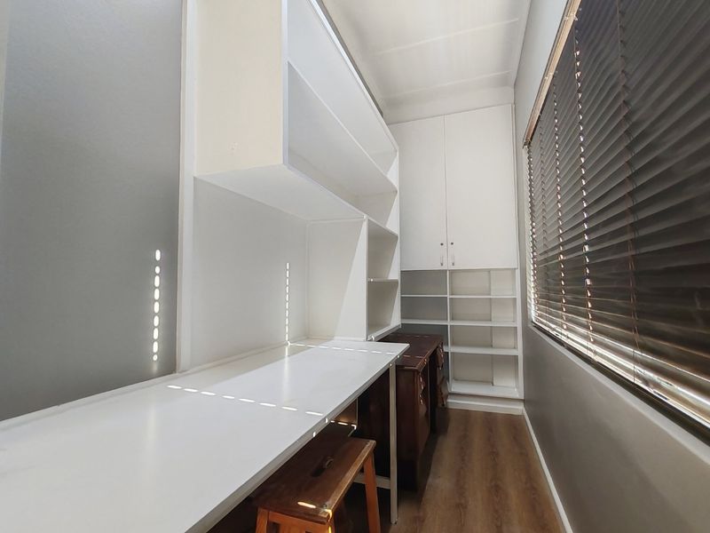 Versatile Commercial & Residential Property with Workshops, Offices, and Income Potential - Photo 8