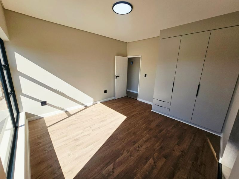 A Beautiful and Ultra Modern Brand new 4 Bedroom 4 Bathroom house for sale in Midstream Estate - Photo 9