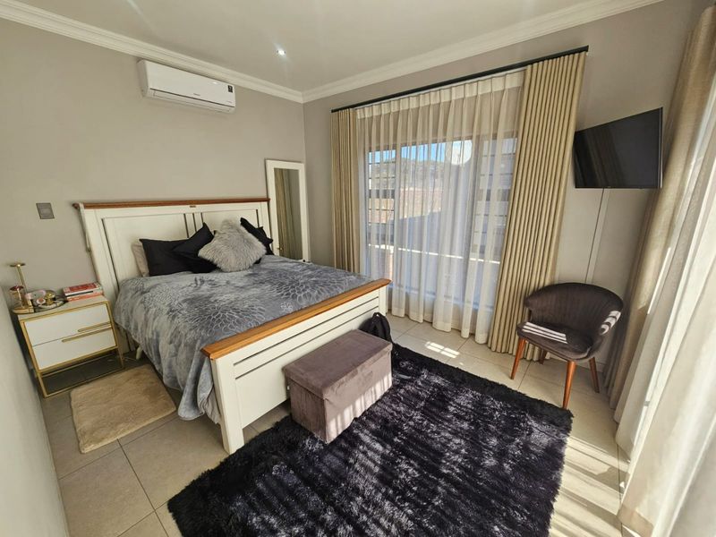Beautiful New Development in Raslouw - 3 bed 2.5 bath for Sale Phase 2  - Photo 5