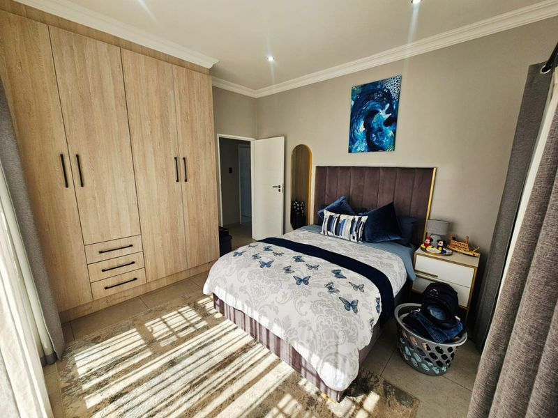 Beautiful New Development in Raslouw - 3 bed 2.5 bath for Sale Phase 2  - Photo 10
