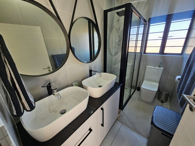 Swallow Hills Phase 2 Development - 3 bedroom 2.5 bathroom Full Title brand new Houses for Sale  - Photo 3