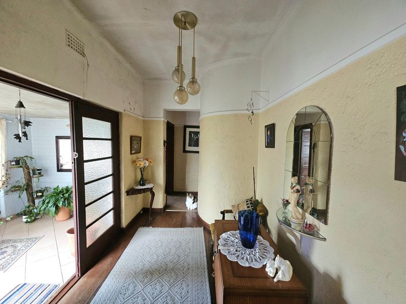 Four bedroom family home - Photo 6