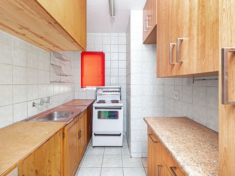 Sunny 2 Bedroom apartment - Photo 3