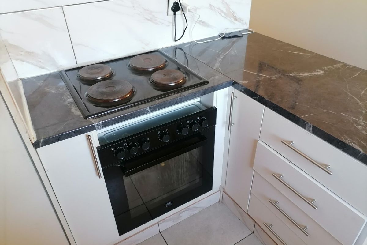 3 Bedrooms house for Sale in Riverside View - Photo 4