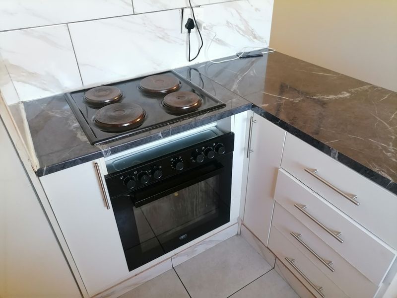 3 Bedrooms house for Sale in Riverside View - Photo 4