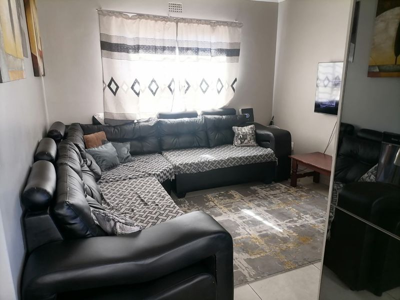 3 Bedrooms house for Sale in Riverside View - Photo 5