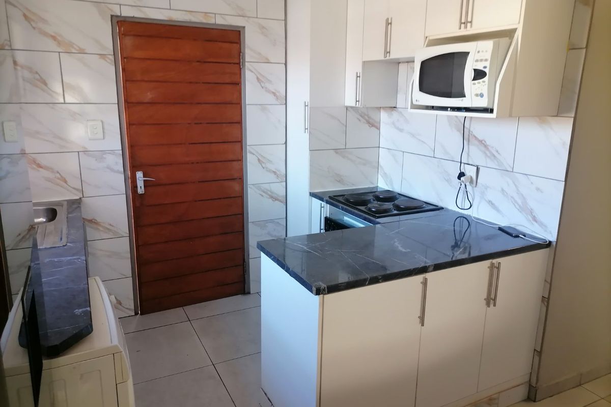 3 Bedrooms house for Sale in Riverside View - Photo 3