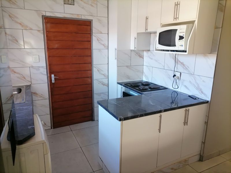 3 Bedrooms house for Sale in Riverside View - Photo 3