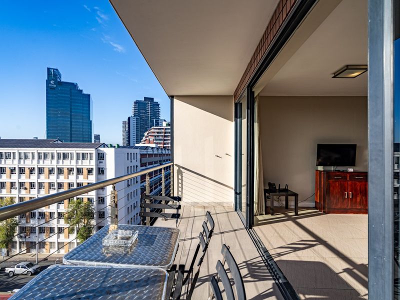 Stylish apartment with fantastic Airbnb Potential in The Rockwell. (Plus storeroom!)  - Photo 6