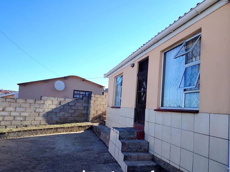 2 Bedroom House for Sale in Mdantsane - Photo 2