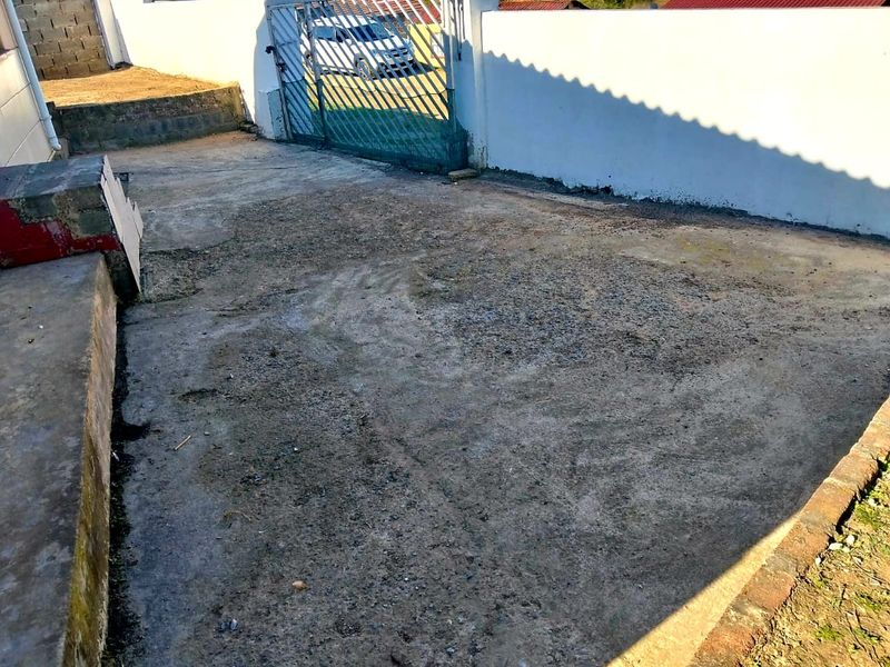 2 Bedroom House for Sale in Mdantsane - Photo 9