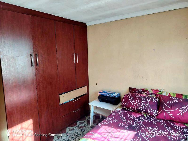 2 Bedroom House for Sale in Mdantsane - Photo 7