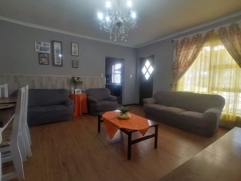 Wow!!! What an amazing Home, you have to view this one!!!!!!!!!!!!111 - Photo 9