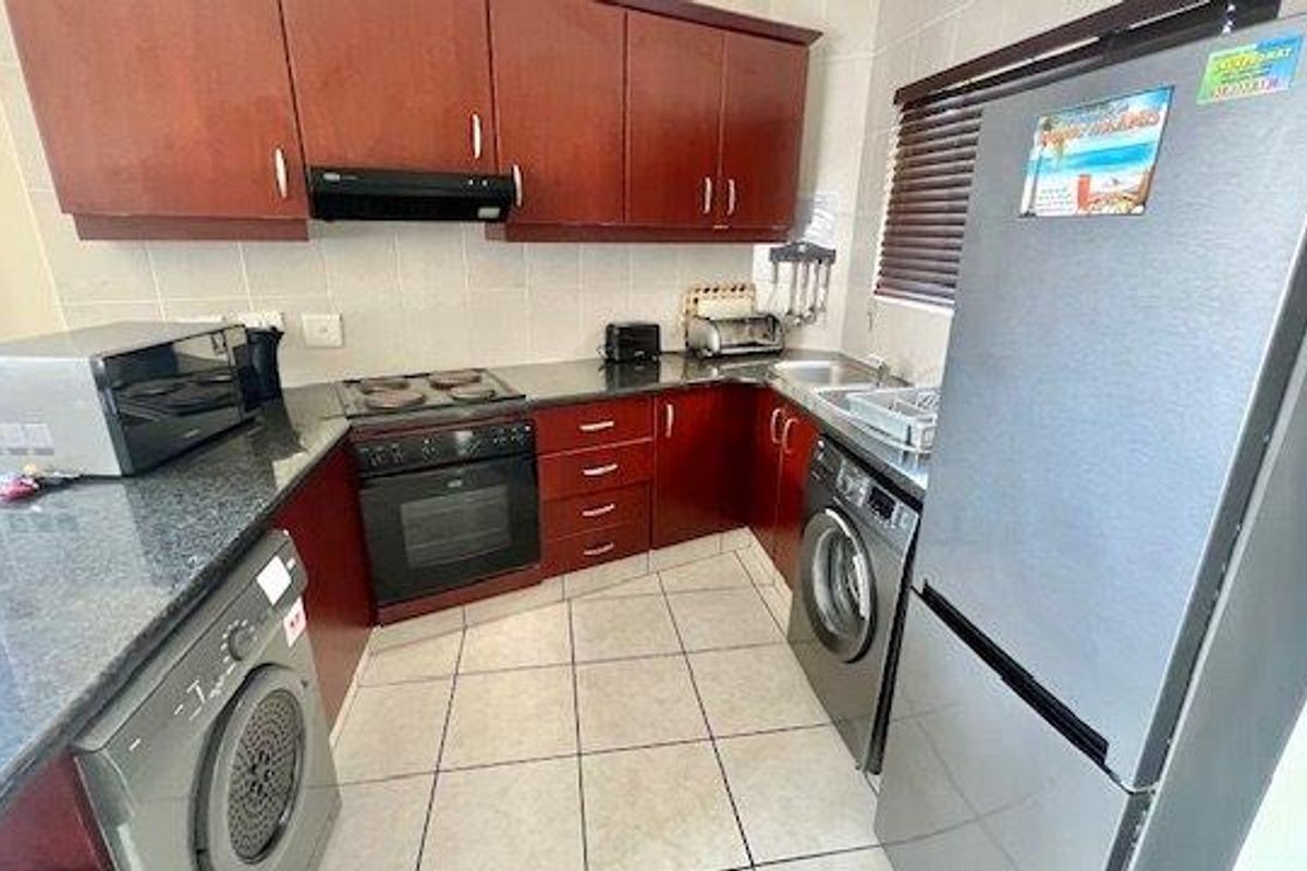 Coastal Elegance Just Steps From The Shore - Photo 4