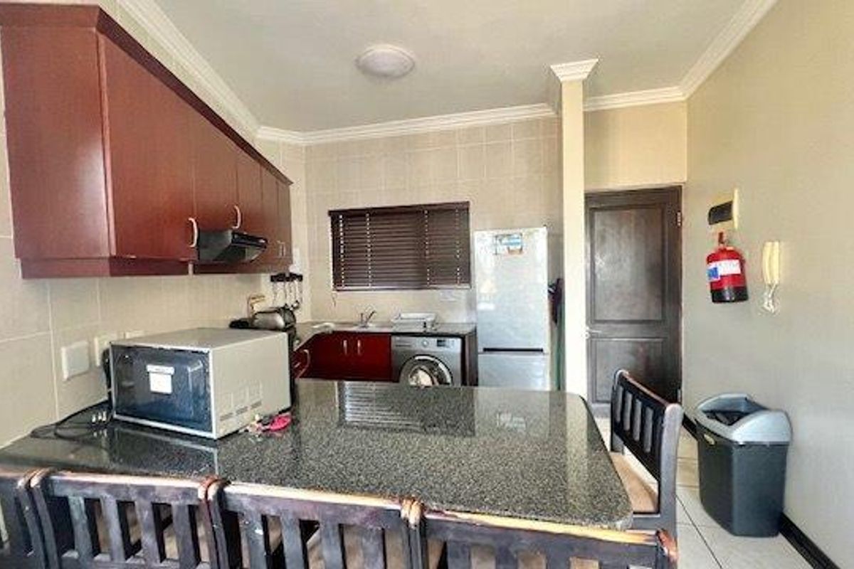 Coastal Elegance Just Steps From The Shore - Photo 5