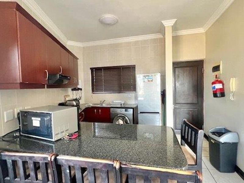 Coastal Elegance Just Steps From The Shore - Photo 5