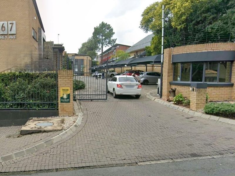 Spacious Ground Floor Office Space to Let – Practical, Professional & Well-Located - Photo 2