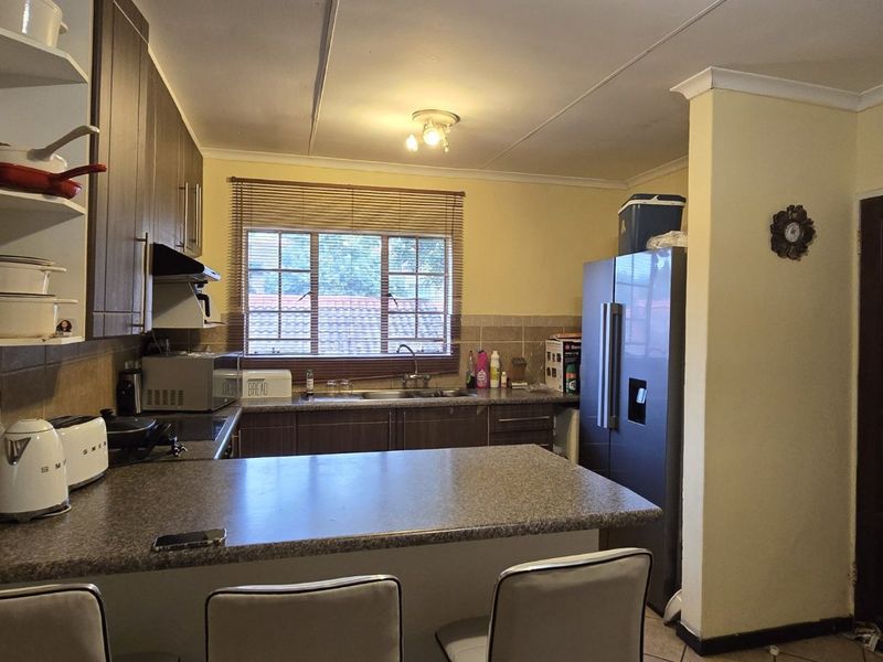 Apartment For Sale in Mooikloof Ridge - Photo 9