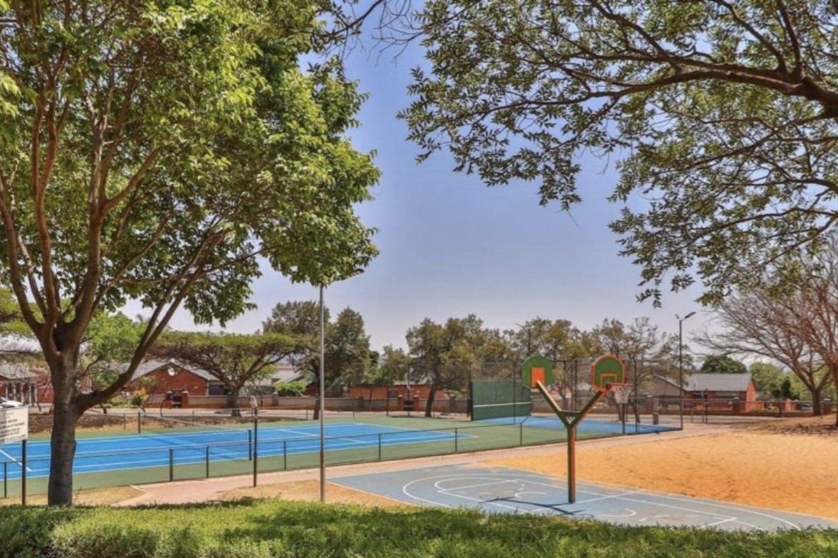 Apartment For Sale in Mooikloof Ridge - Photo 4