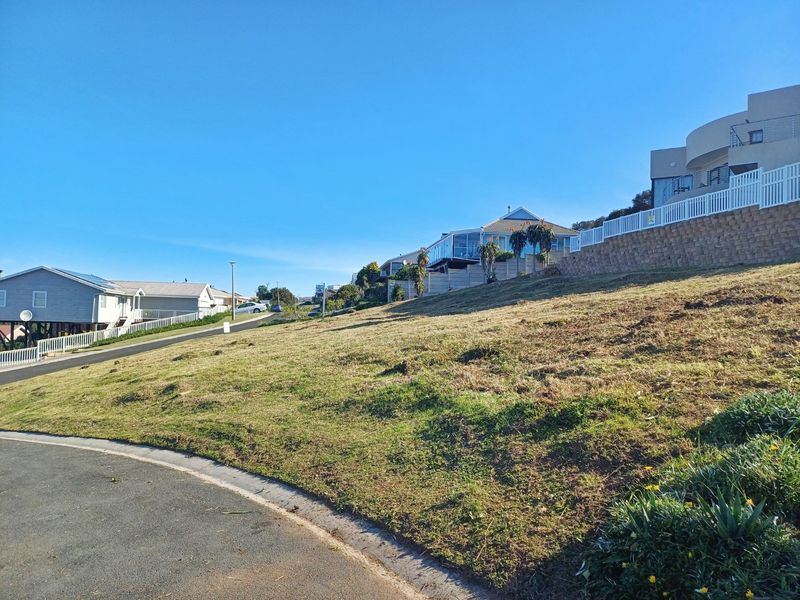 Elevated Coastal Living with Endless Ocean Views - Photo 2