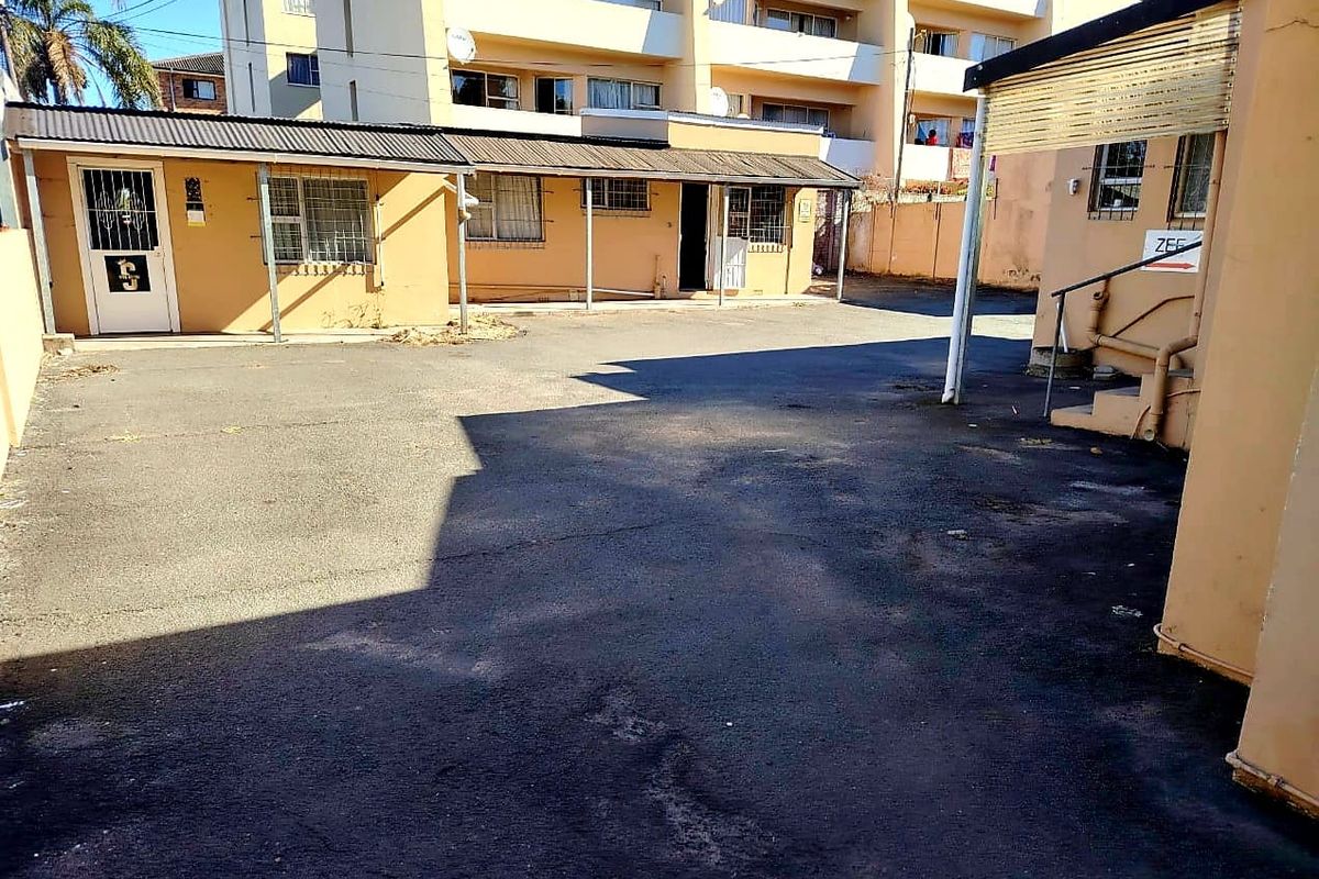 Commercial Property in Southernwood - Photo 3