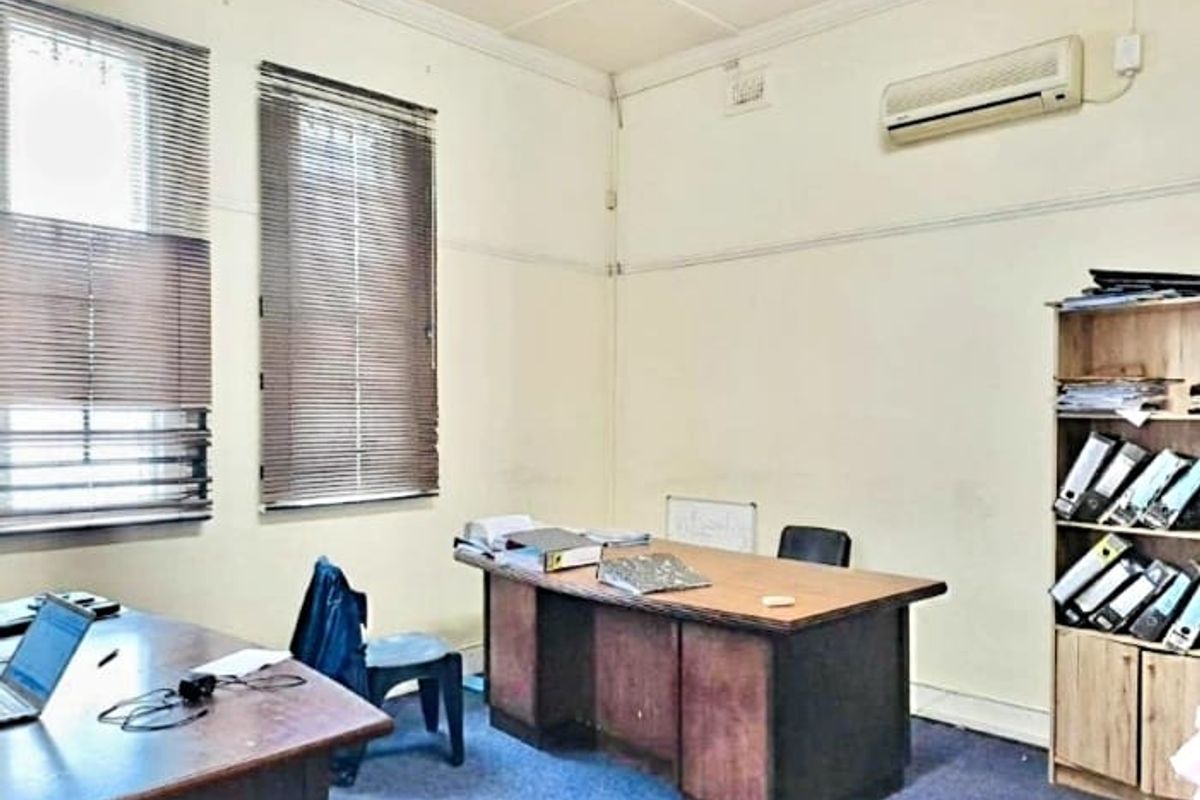 Commercial Property in Southernwood - Photo 2