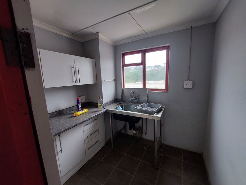 Industrial To Rent in Malvern - Photo 7